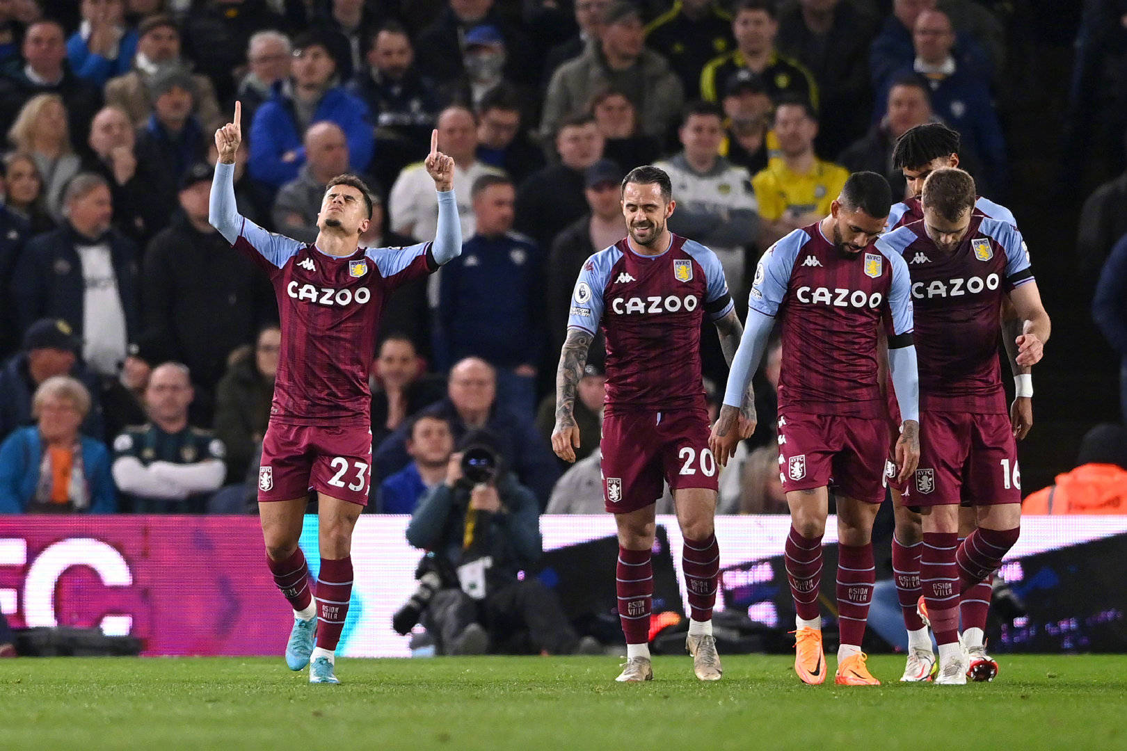 港队在开场 港队在开场